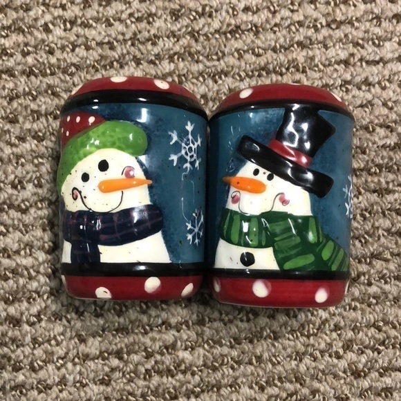 Ceramic Snowman Salt and Pepper Shakers - Picture 1 of 8